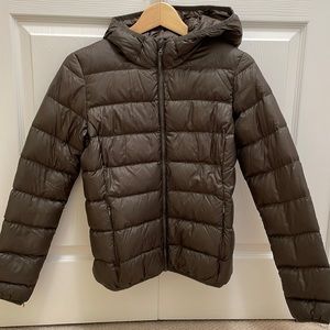 “The Little Puff” by TNA in perfect condition